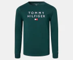 Tommy Hilfiger Boys' Stacked Logo Long Sleeve Tee / T-Shirt / Tshirt - Cypress