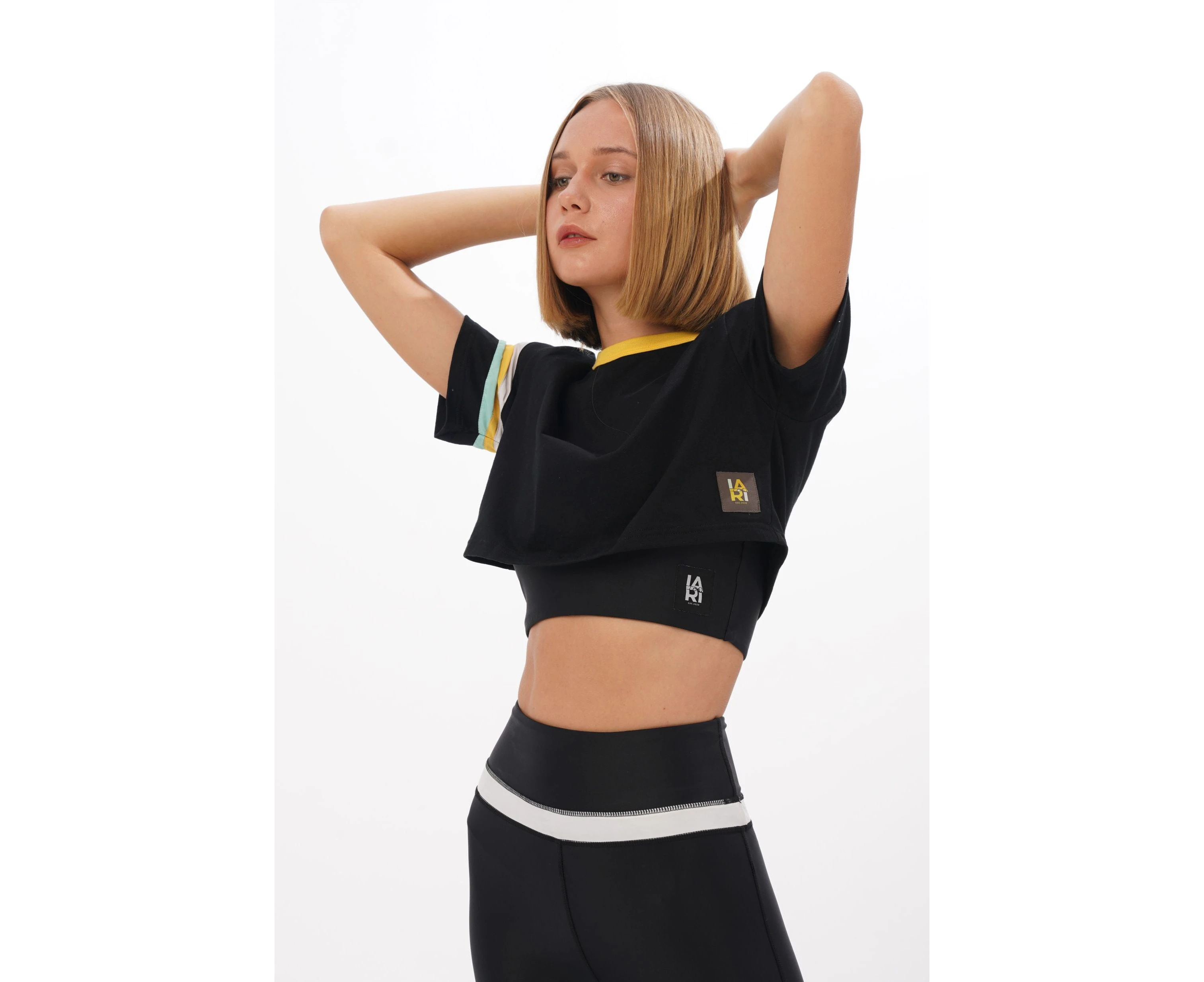 Throwback Panelled Cotton Crop Tee In Black