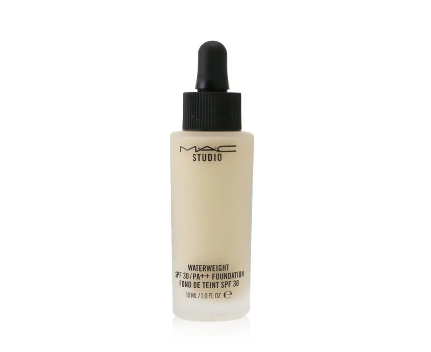 MAC Studio Waterweight Foundation  # NC15 (Light With Golden Undertone) 30ml/1oz